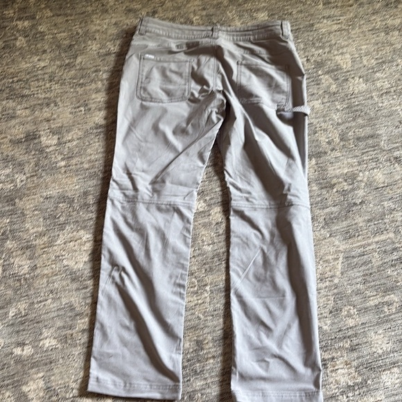 Columbia women’s outdoor Gray Pants - size 14 - great condition - Picture 6 of 8